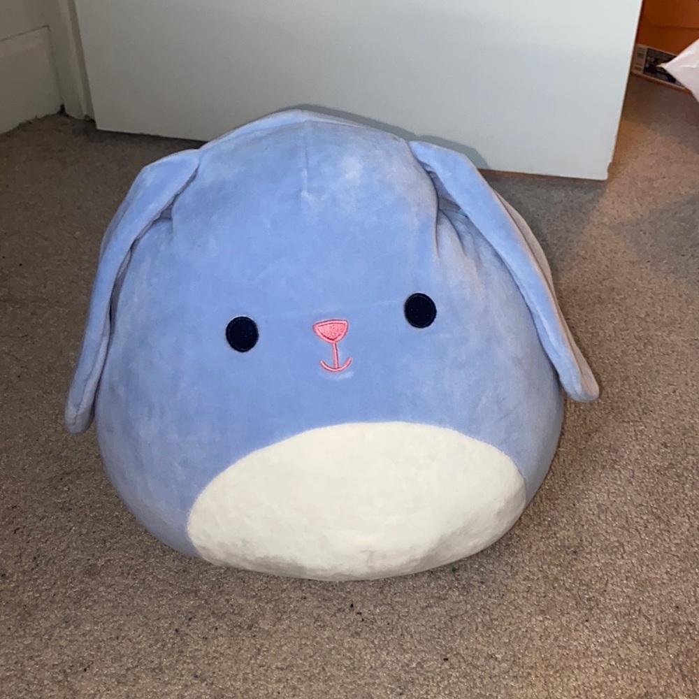 Small bunny Squishmallow